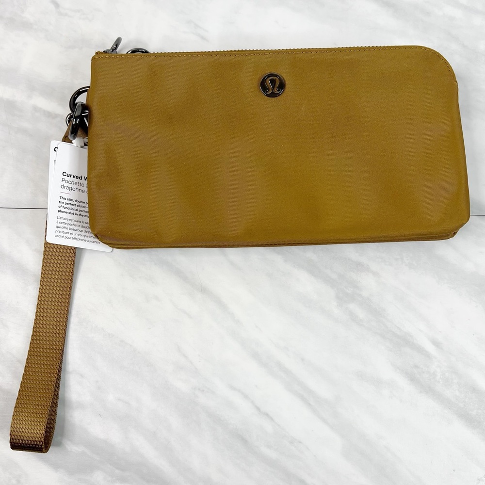 LULULEMON Curved Wristlet